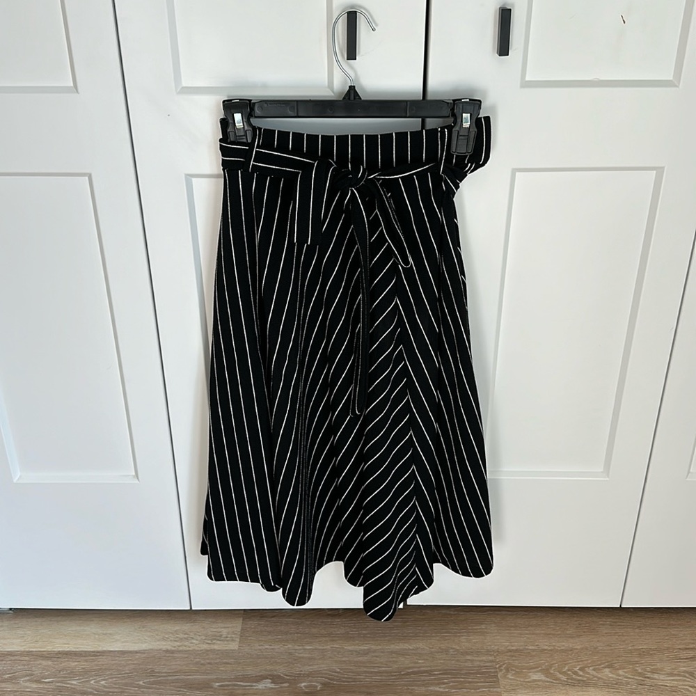 Vertical pinstriped midi skirt